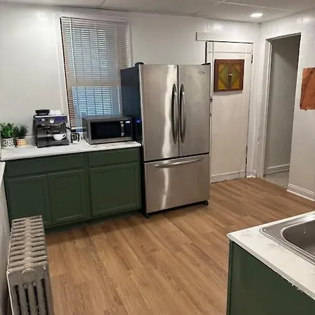 Comfy & Modern 3Br Home Free Wifi Free Parking